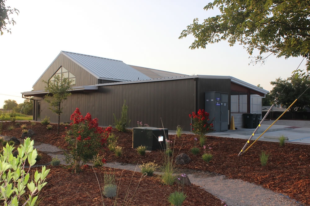 View of the beautiful facility area from the front | Lundberg Farms