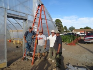North Slope 30 Greenhouse – Volunteer crew adding coverings